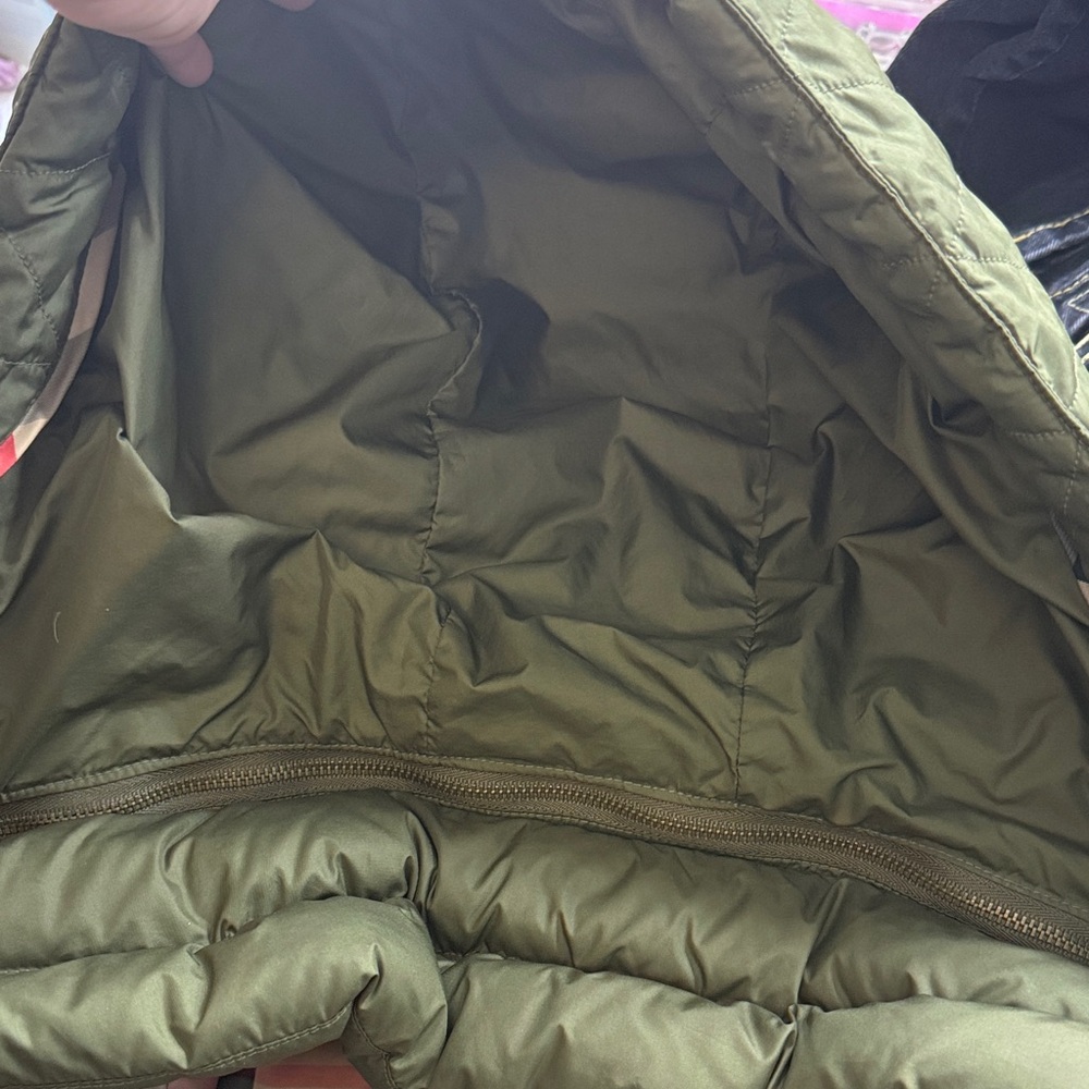 Burberry Down Puffer Jacket with Belt - Picture 14 of 14